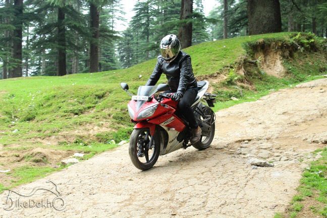 Yamaha R15
