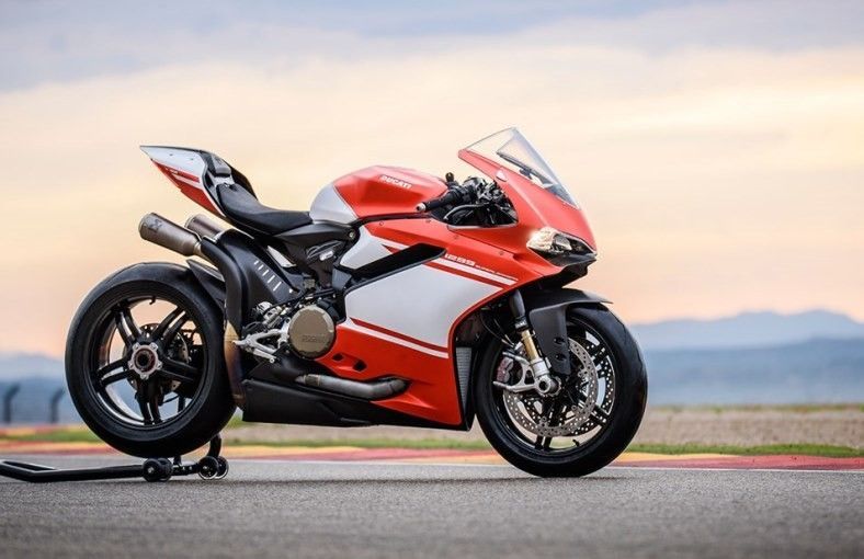 Most Expensive Bikes In India: Ducati 1299 Superlegerra