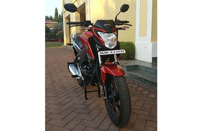 cb hornet 160r tyre price