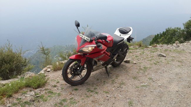 Yamaha R15