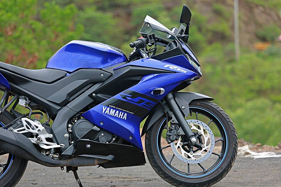 2018 Yamaha YZF-R15 V3.0 Road Test Review | BikeDekho