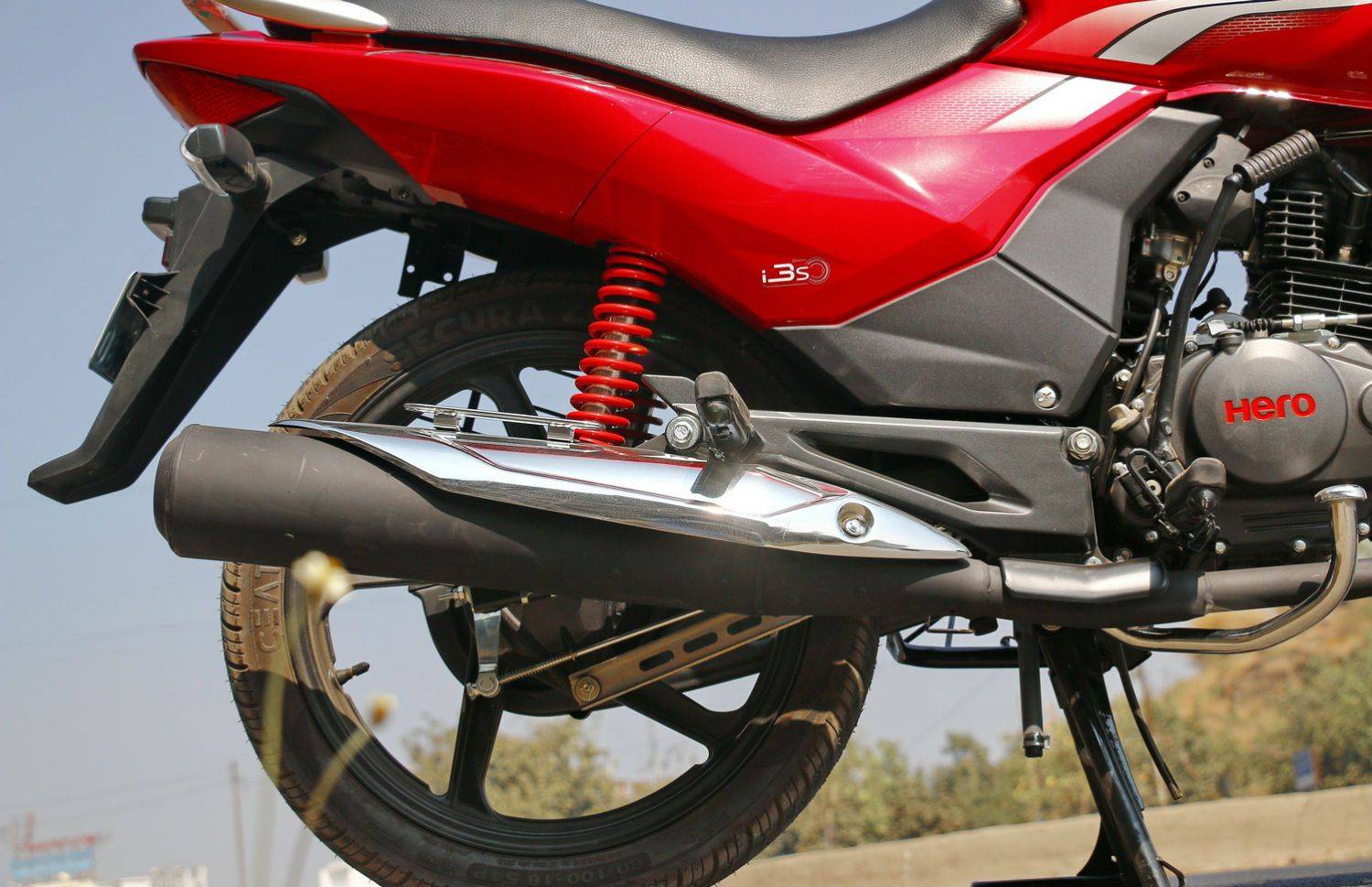 hero achiever bike price on road