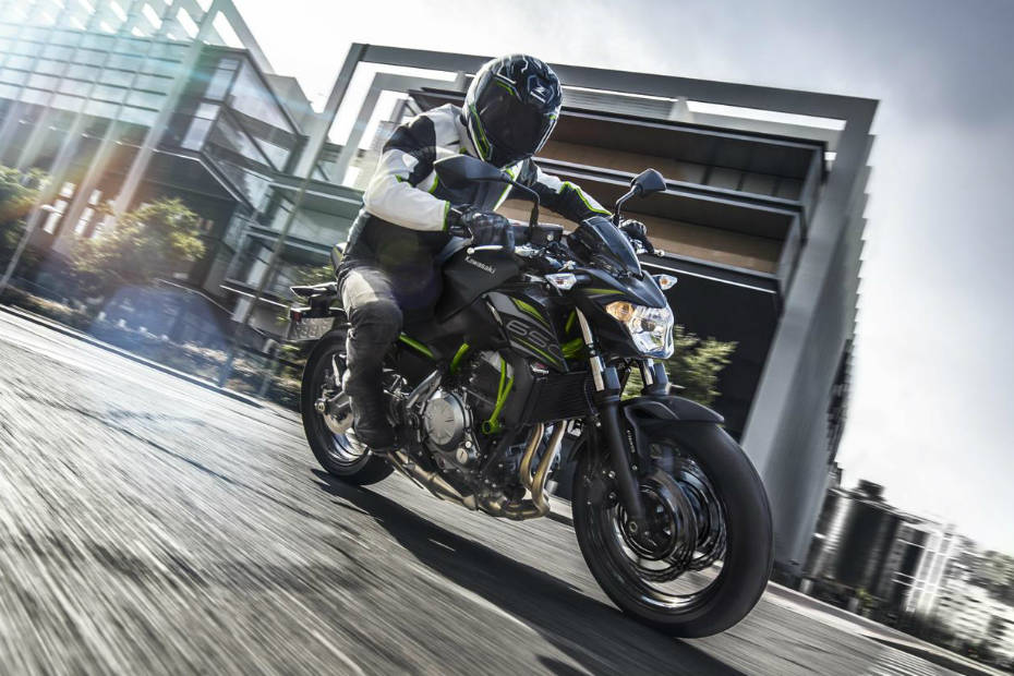 Weekly Round-up: Upcoming Hero Destini 125, Jawa And KTM Dukes; Kawasaki 2019 Models And Low Cost UM Renegade Launched; Twenty Two Motors And Kymco.....