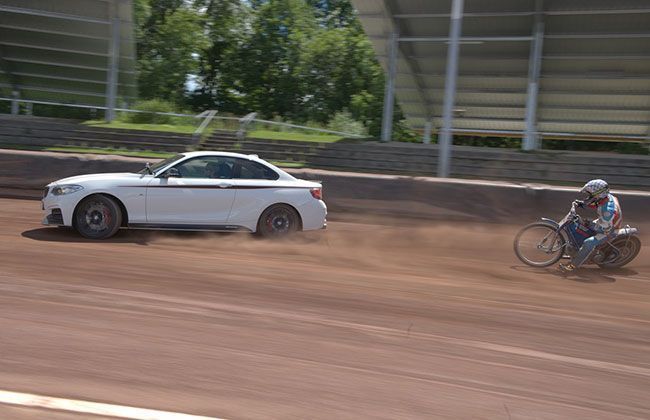 Drift battle: Car versus Motorcycle