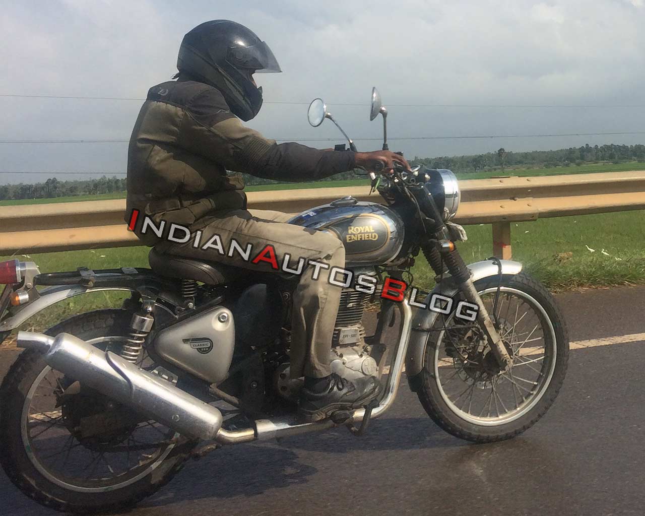 Royal Enfield Classic-derived Scrambler Spotted Testing Yet Again