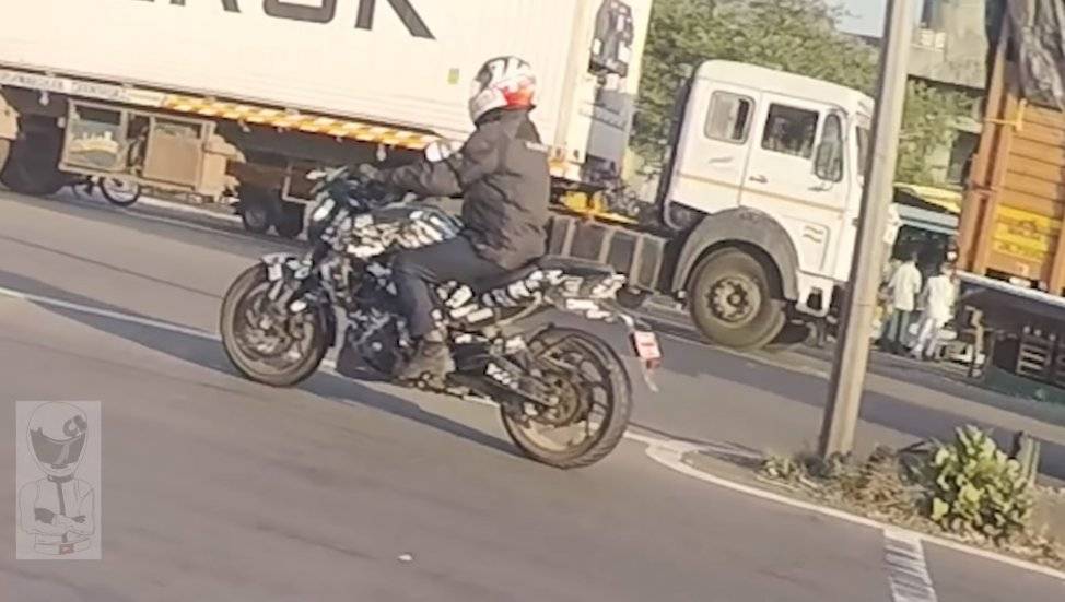 2019 Bajaj Dominar 400 Spotted Testing, Again