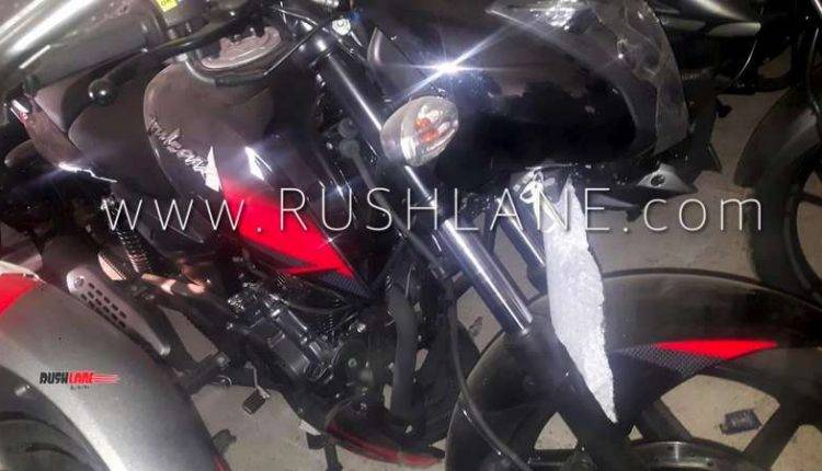 Bajaj Pulsar 180 ABS Spotted At Dealership