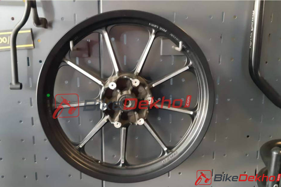 bullet classic 350 alloy wheel