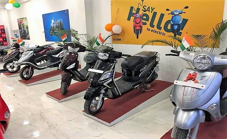 hero electric cycle showroom