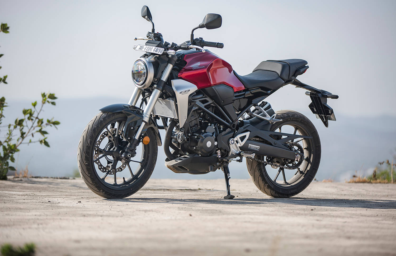 Honda Cb300r Review Picture Gallery Bikedekho 7544