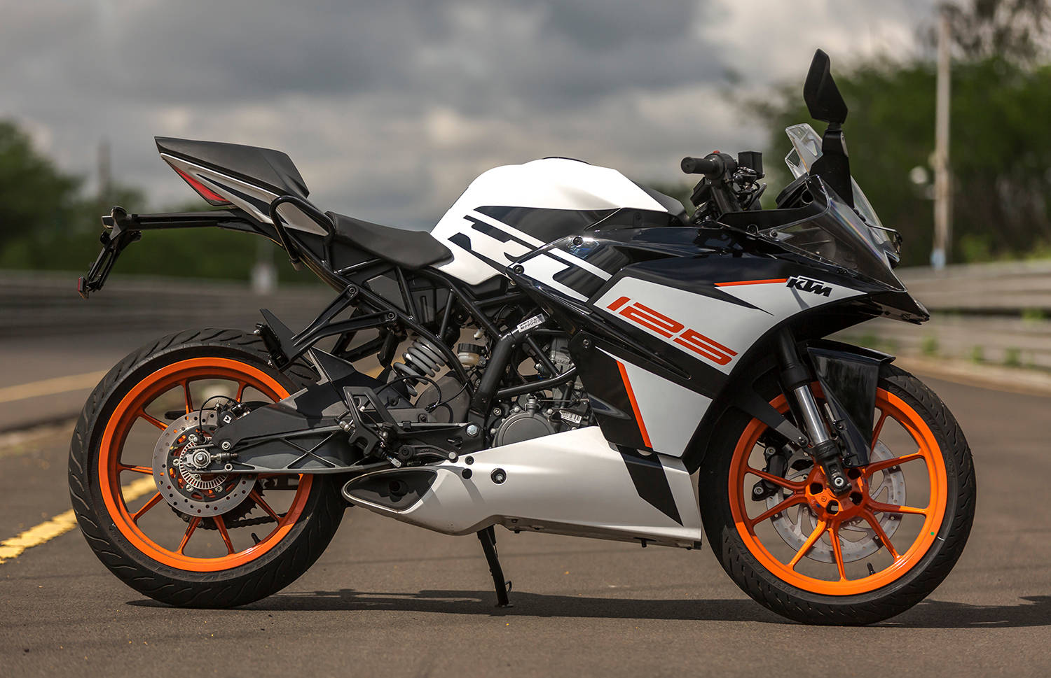 Ktm Rc 125 Review Image Gallery Bikedekho