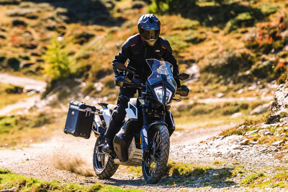camel adv ktm 790