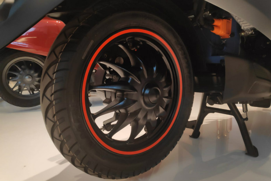 Bajaj Chetak Electric Scooter Image Gallery BikeDekho