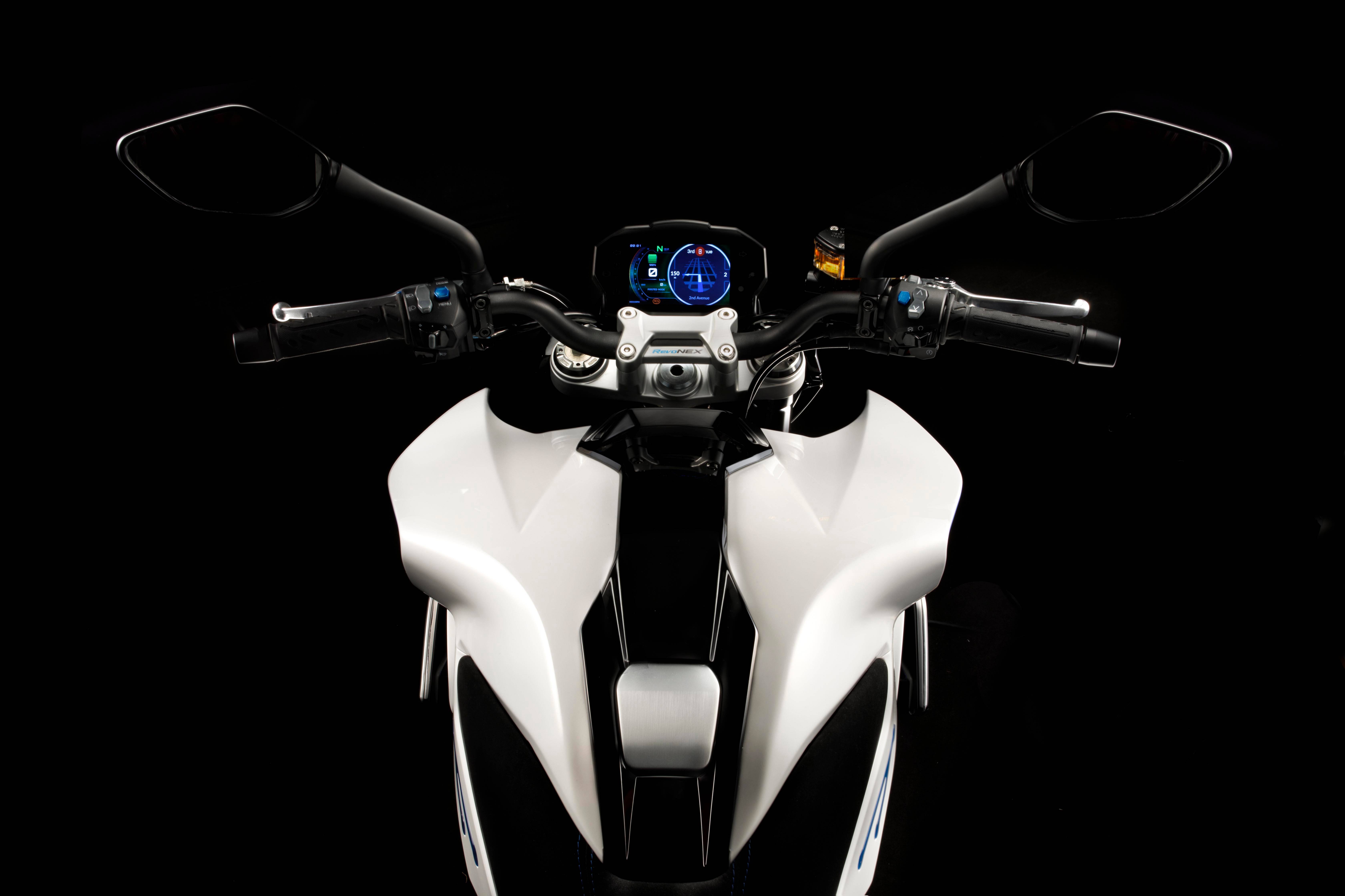 Kymco Revonex Naked Electric Sportsbike Unveiled At Eicma Bikedekho