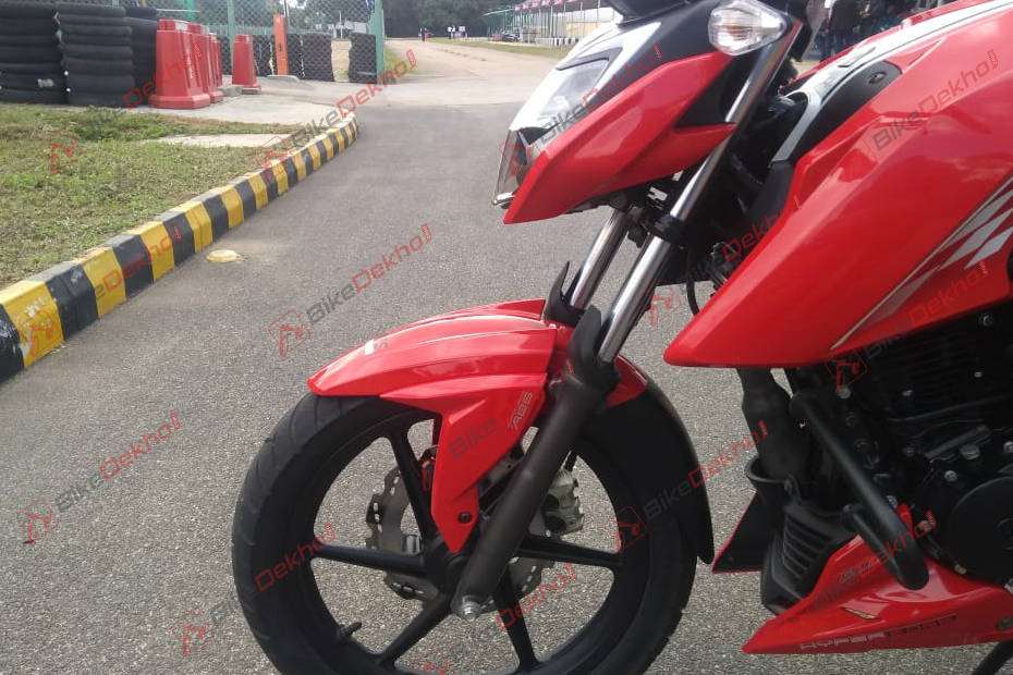 Bs6 Tvs Apache Rtr 160 4v Photo Gallery Bikedekho