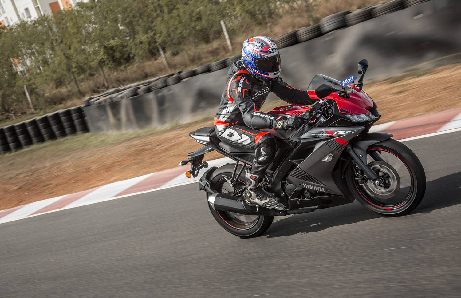 Yamaha YZF R15 V3 Vs MT 15 Real world Performance Comparison BikeDekho yamaha-yzf-r15-v3-vs-mt-15-real-world-performance-comparison-bikedekho