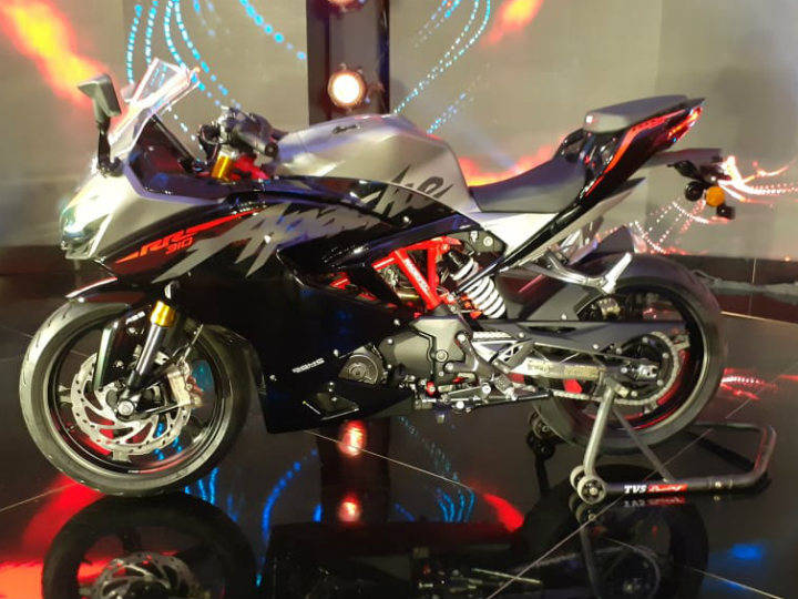 bs6 rr 310 on road price