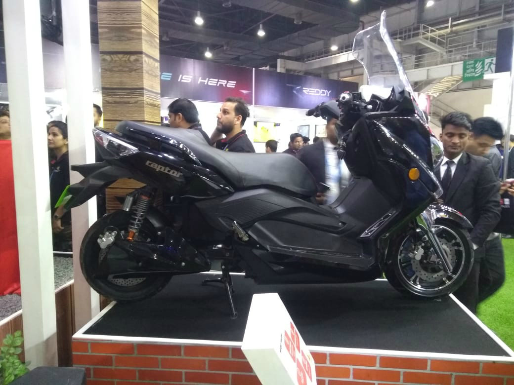 Evolet Raptor Electric Maxiscooter Showcased At Auto Expo 2020 BikeDekho