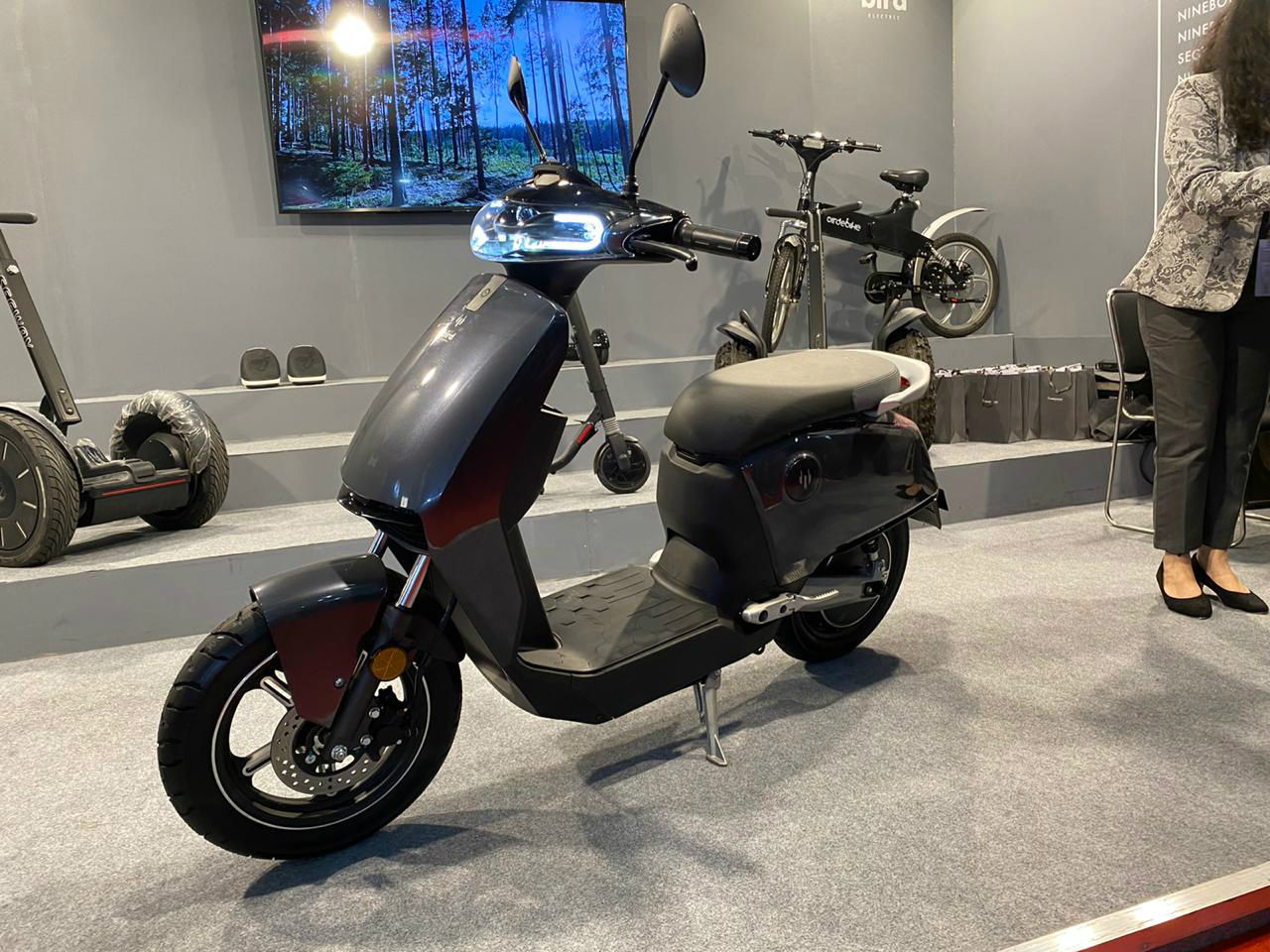 Bird ES1+ Electric Scooter Unveiled At Auto Expo 2020 BikeDekho