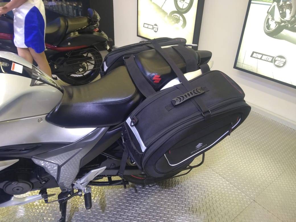 saddle bag for gixxer sf