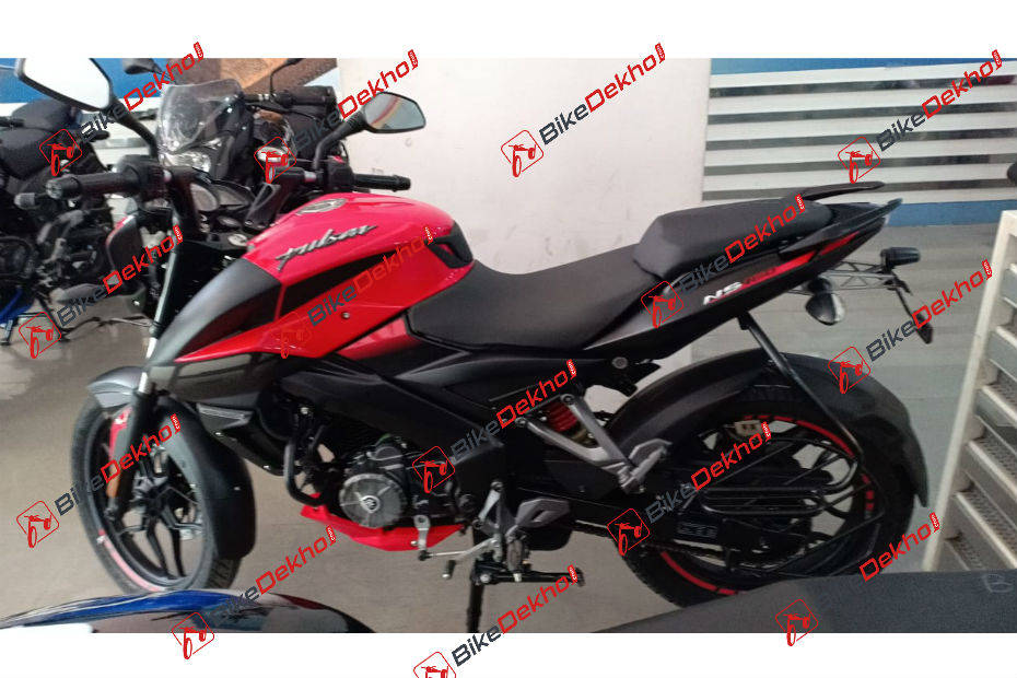 pulsar ns 160 bs6