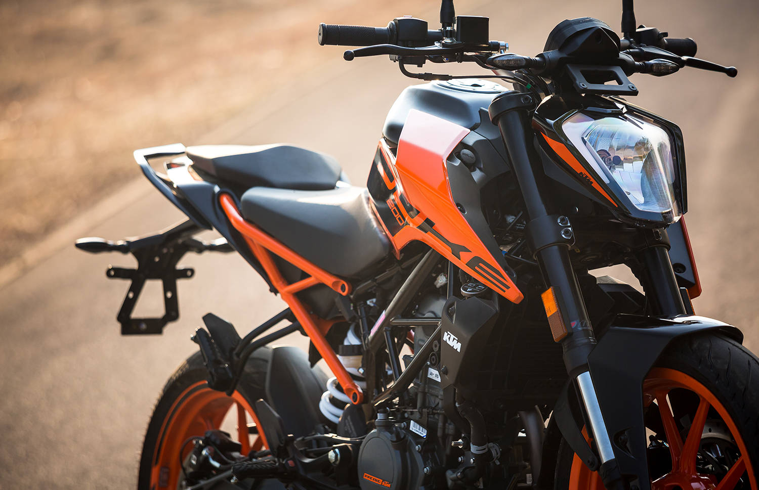 ktm duke 200 on road price