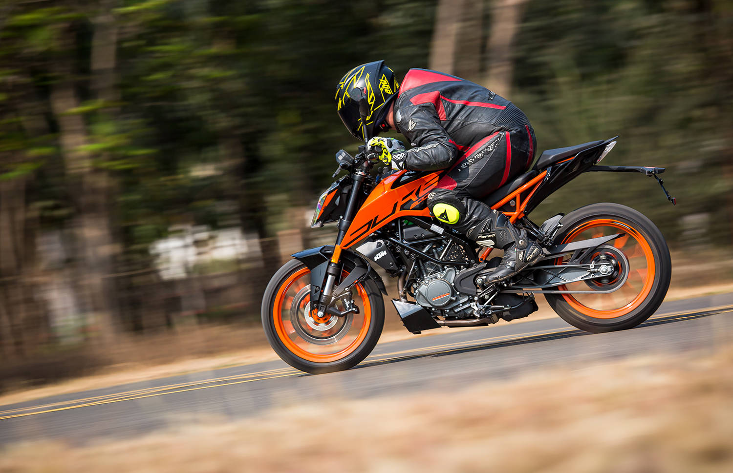 2020 KTM 200 Duke BS6: First Ride Review | BikeDekho