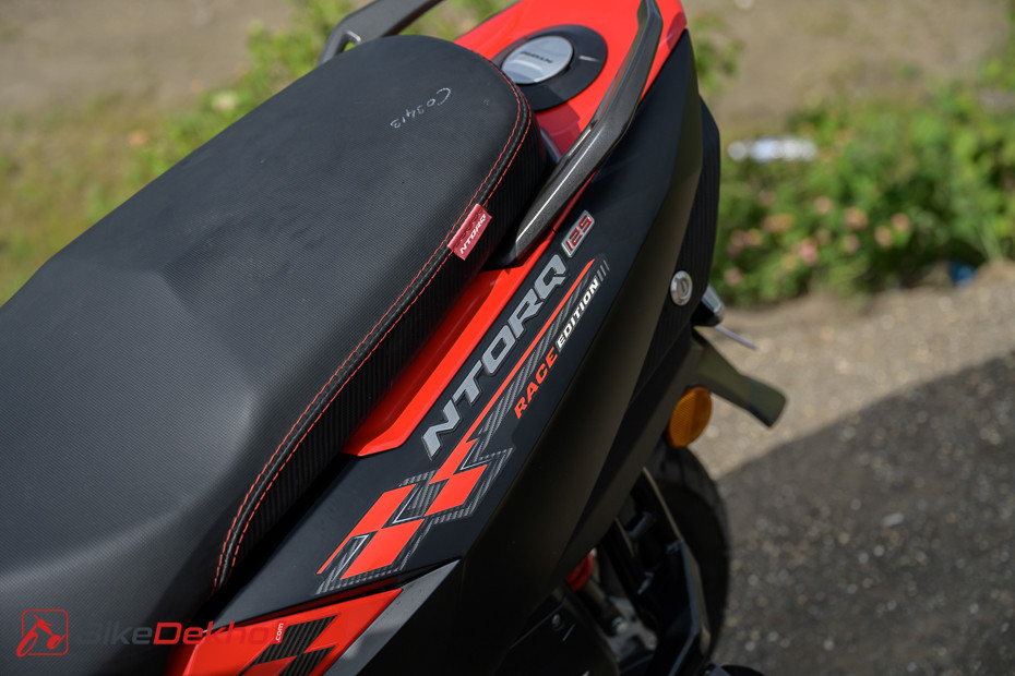 tvs ntorq 125 race edition bs6 on road price