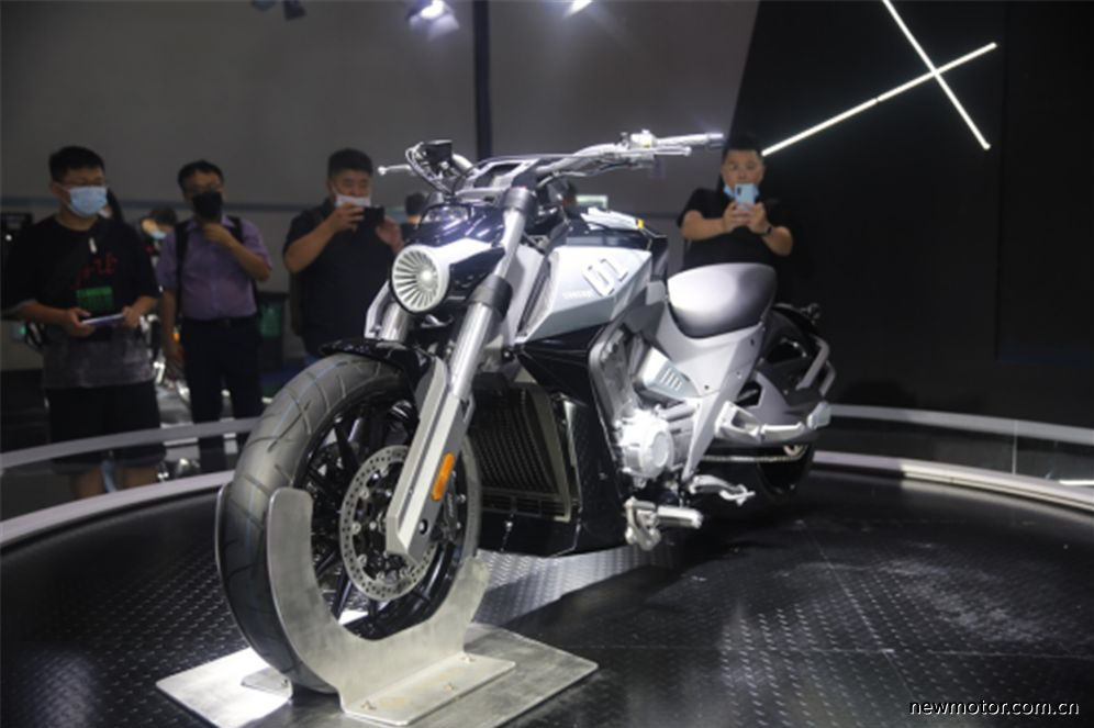 Benda Cruiser Concept Makes Its Official Debut | BikeDekho