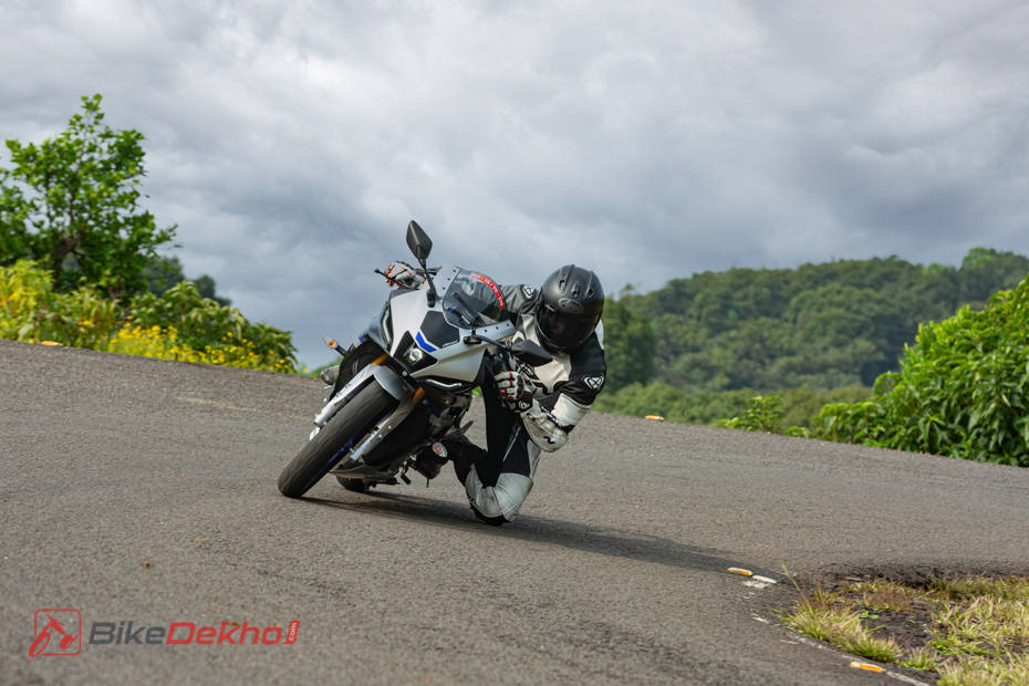 bikewale r15 v3