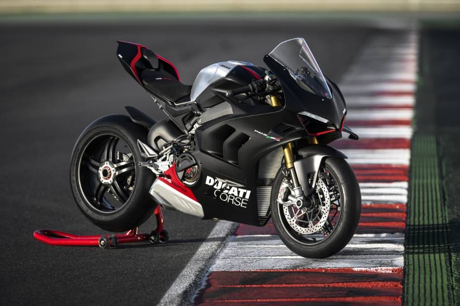 Ducati Panigale V4 SP2: Photo Gallery | BikeDekho