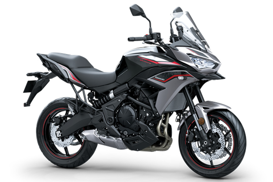 EXCLUSIVE 2022 Kawasaki Versys 650 Spied On Test BikeDekho