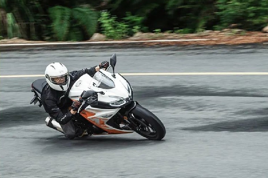 Have A Look At This Kawasaki Ninja 300 Lookalike Through 6 Images