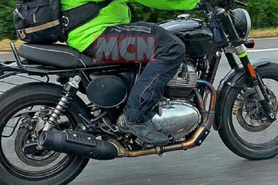 Breaking 650cc Royal Enfield Scrambler Spotted Abroad Based On Interceptor 650 Bikedekho