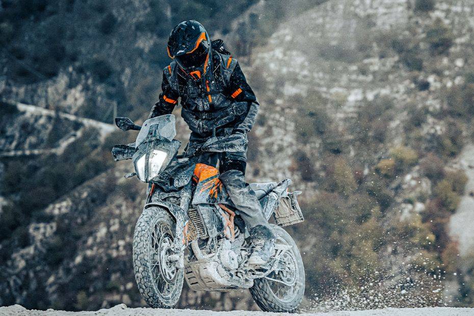 KTM 390 Adventure Spoke Wheel Variant vs Standard: Compared In 7 Pics ...