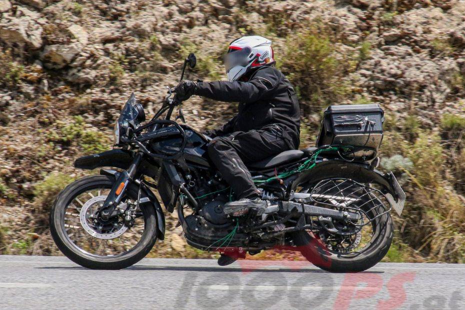 Royal Enfield Himalayan 450 Seen In Final Production Avatar Abroad   648848ba636f7 