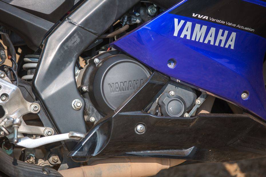 Yamaha R15S Engine