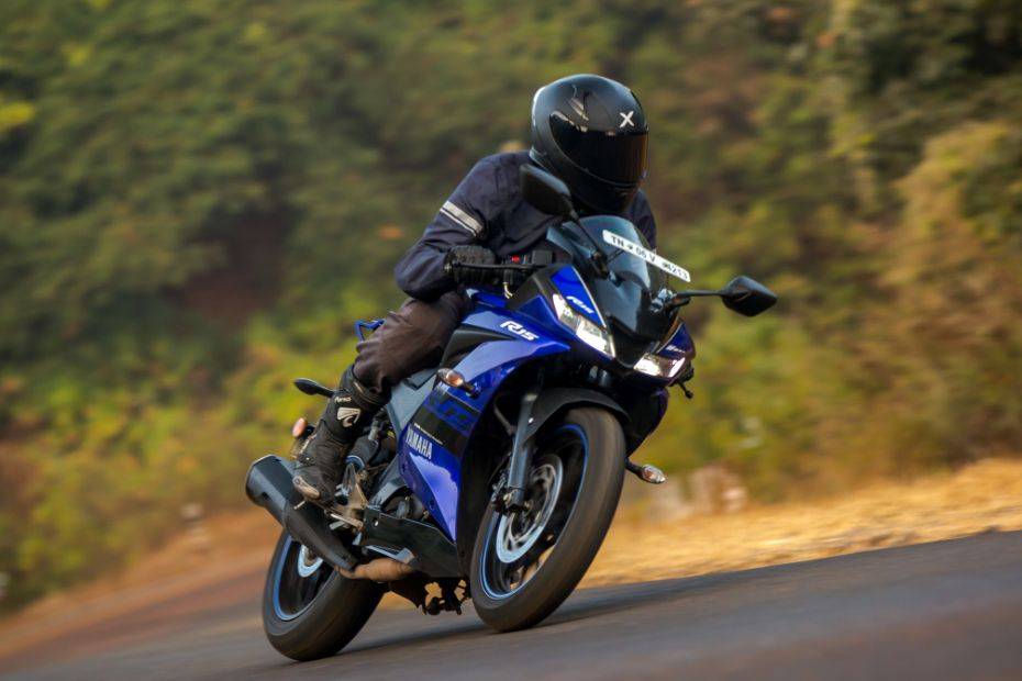 Yamaha R15 V3 Price Mileage Images Colours