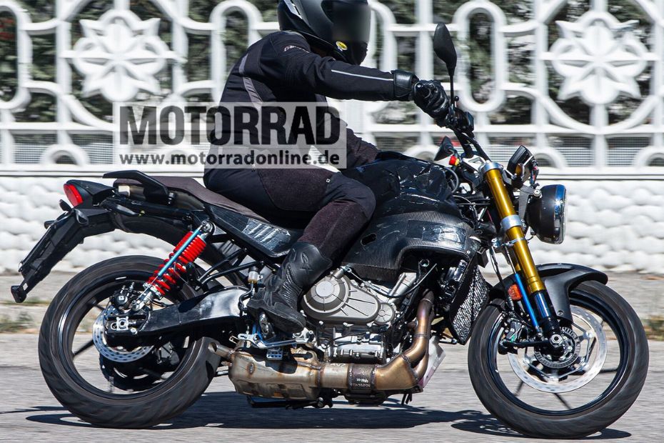 Aprilia Tuono 457 Spied Aprilia Tuono 457 Spotted