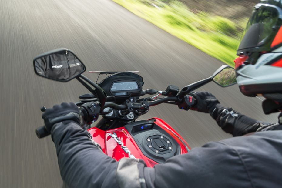Bajaj Dominar 250 features Bajaj Dominar 250 Instrument console