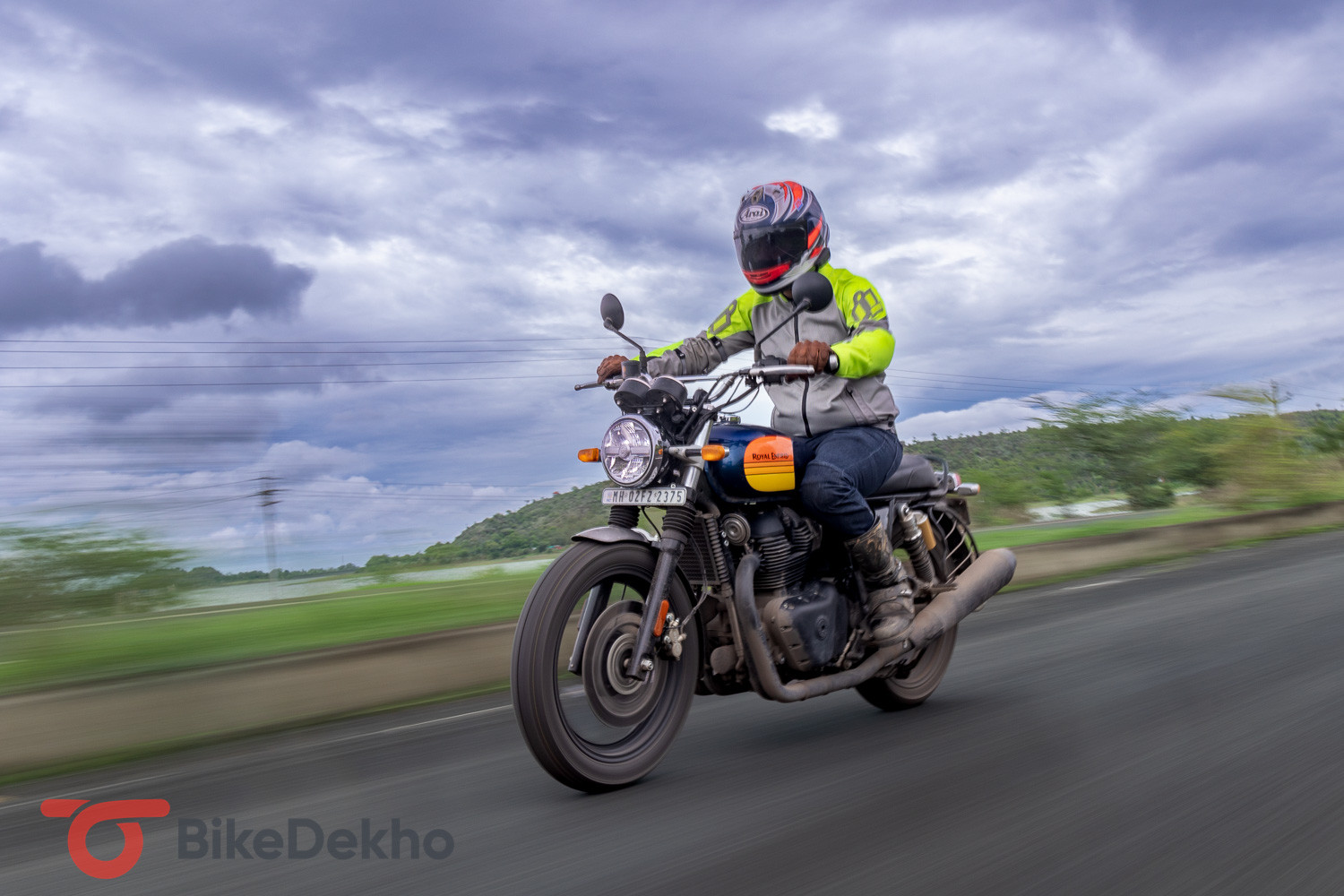 Royal Enfield Interceptor 650 Price - Images, Colours, Specs & Reviews