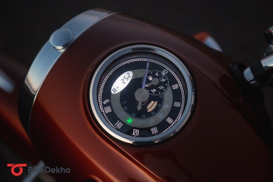 Jawa 350 Instrument Console