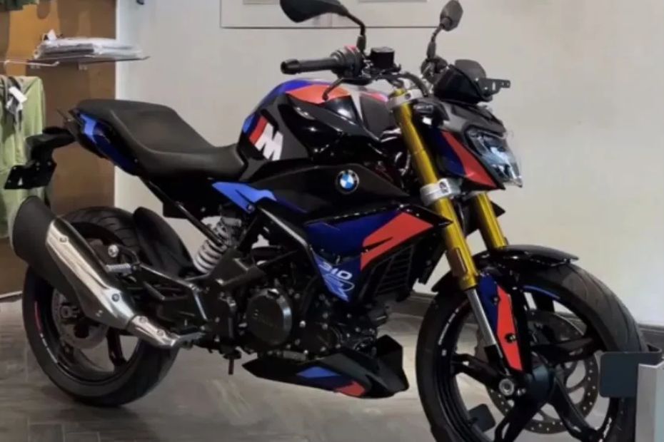 BMW G 310 R Custom M Livery BMW G 310 R Custom M Livery