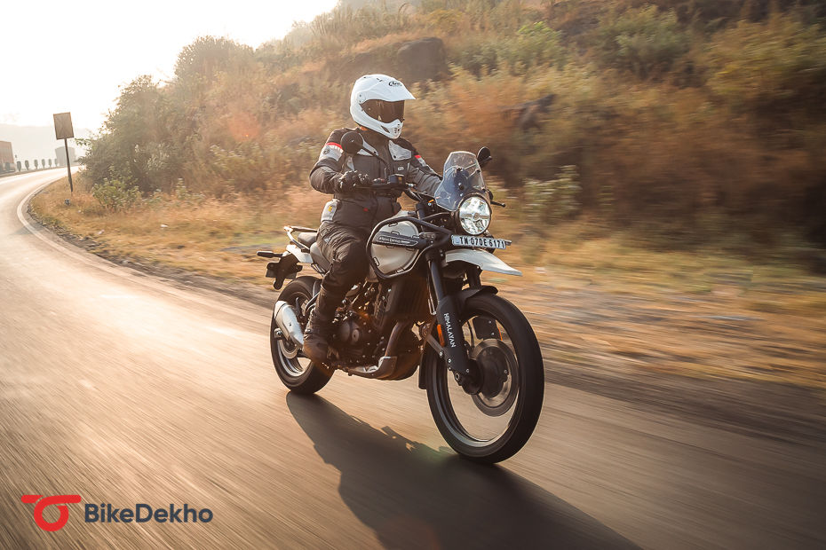 Royal Enfield Himalayan 450 Riding Highway Front-Three Fourth 3