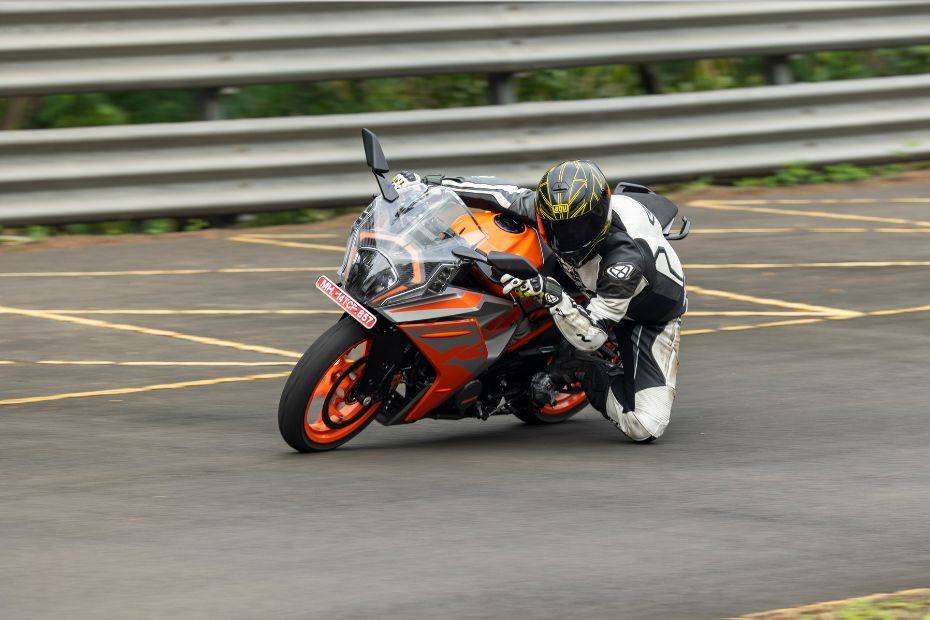 KTM RC 200 - Handling & Ride Quality