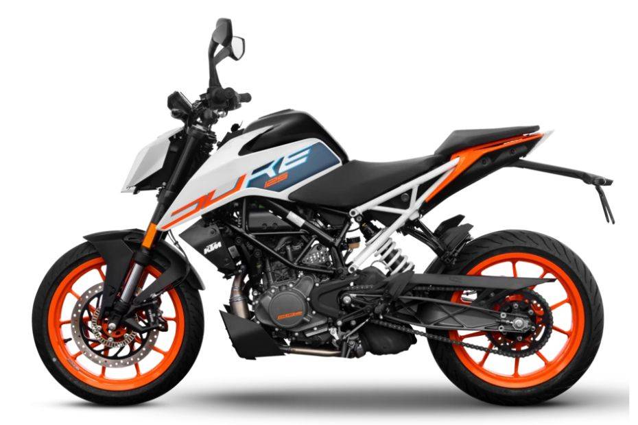 KTM 125 Duke Expert Review 4