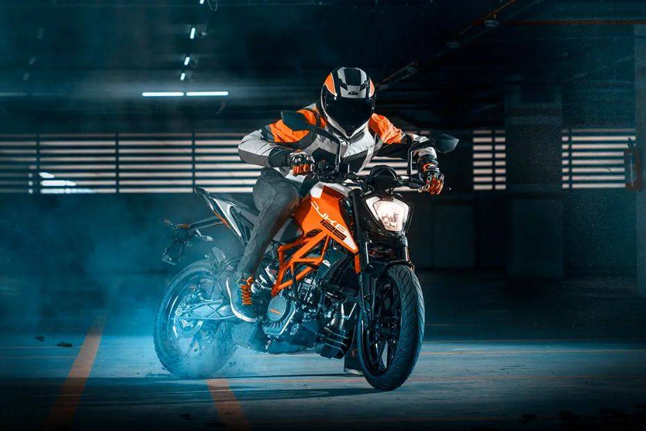 KTM 125 Duke Expert Review 7