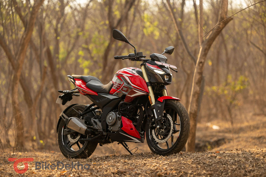 Bajaj Pulsar N250 Design Review