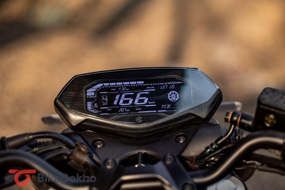 Bajaj Pulsar N250 Review