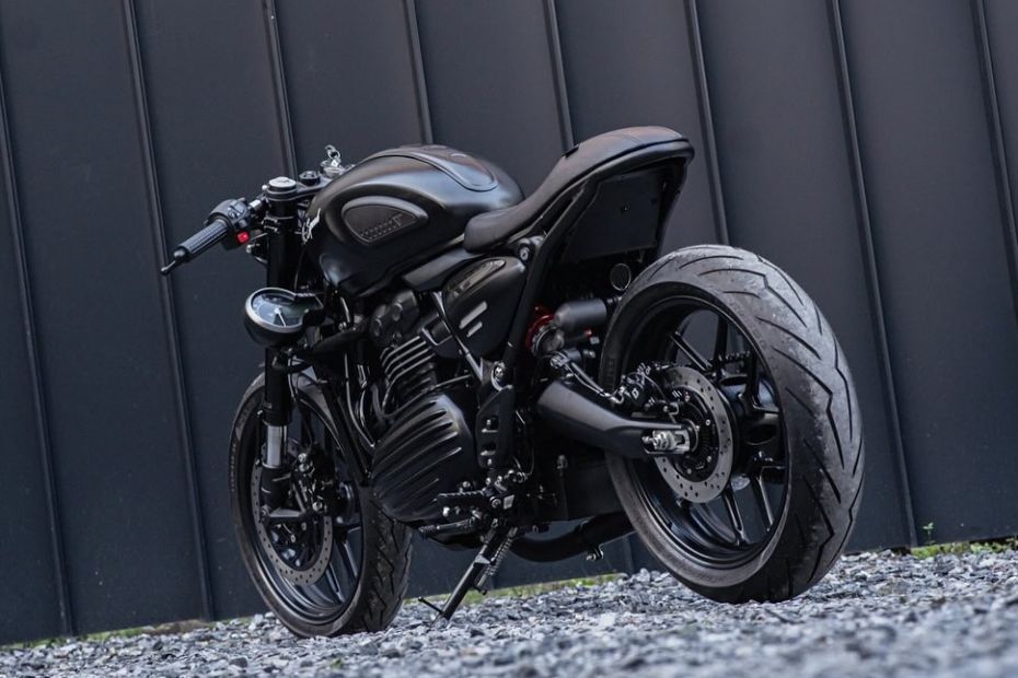 Modified Triumph Speed 400 Cafe Racer Modified Triumph Speed 400 Cafe Racer